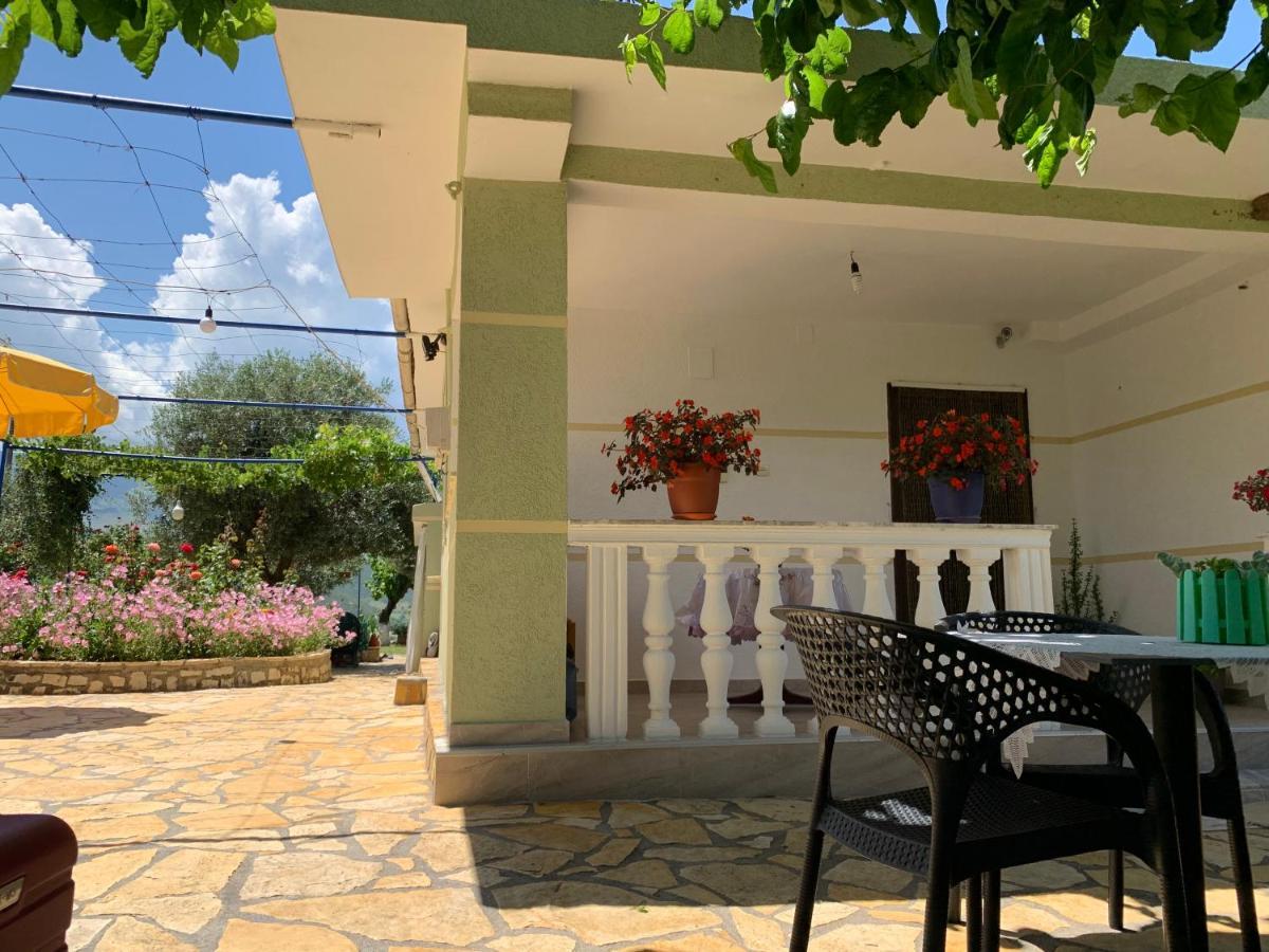 Vjosa Guest House Memaliaj Exterior foto