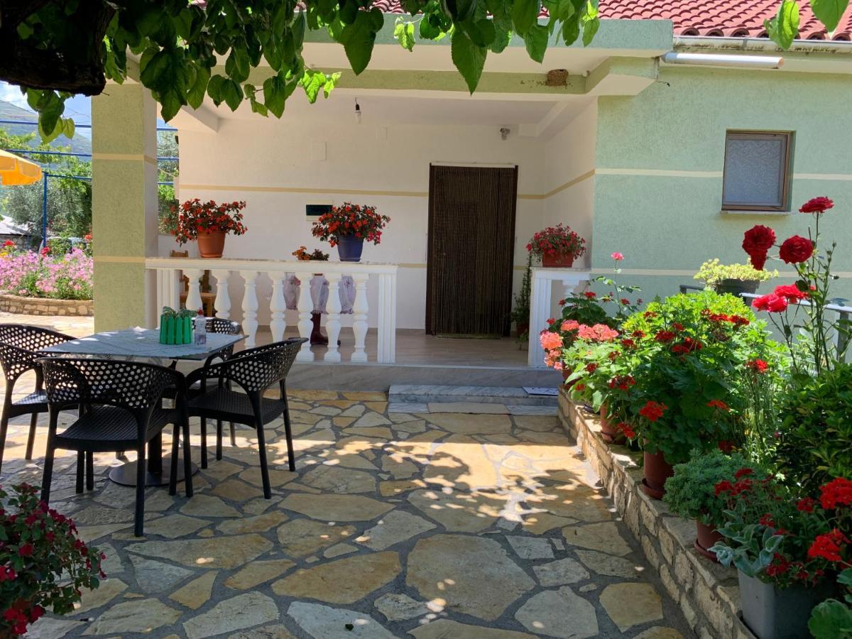 Vjosa Guest House Memaliaj Exterior foto